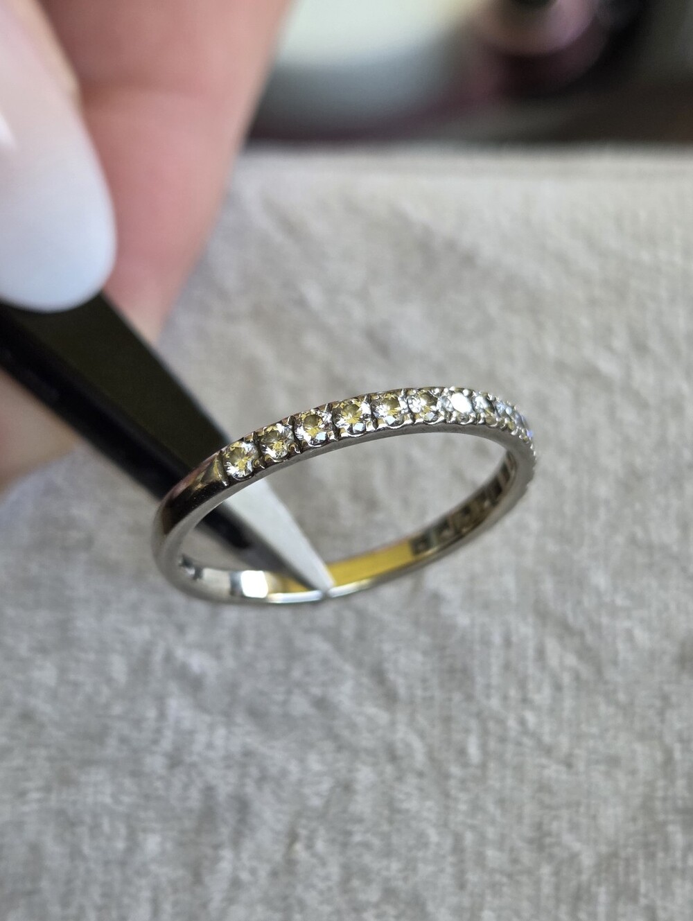 10k Classic Diamond Pavé Half-Eternity Band in White Gold - Size 7.25 - Picture 3 of 6